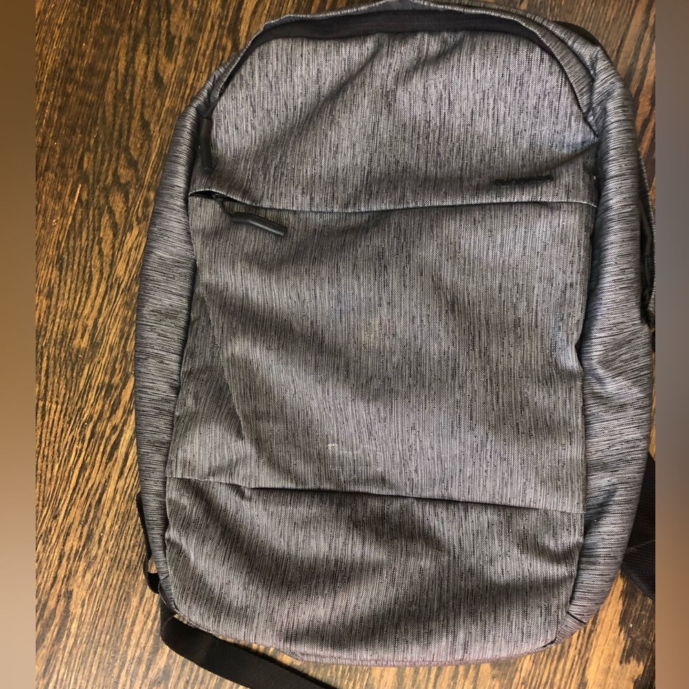 Incase - City Collection Backpack 15” Laptop Bag Heather Black/Gunmetal Gray